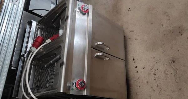 LOTUS 6 ÉGŐFEJES GÁZTŰZHELY VÍZFELTÖLTÉSI LEHETŐSÉGGEL, ALUL NYI Korlátozott ajánlat