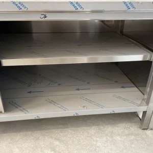 RM. Neutrális pult tolóajtóval, bal oldalon kézmosóval 2000x800x850 mm Legkelendőbb