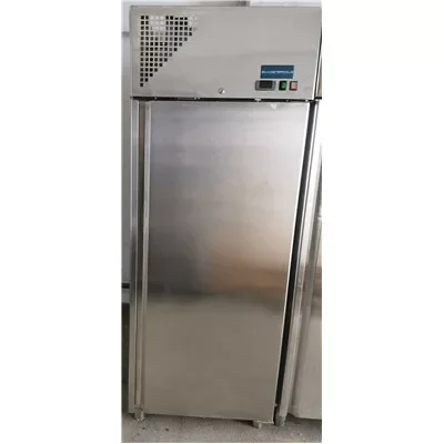 Rendeld meg most Esztétikai hibás Mastercold fagyasztószekrény 700 liter